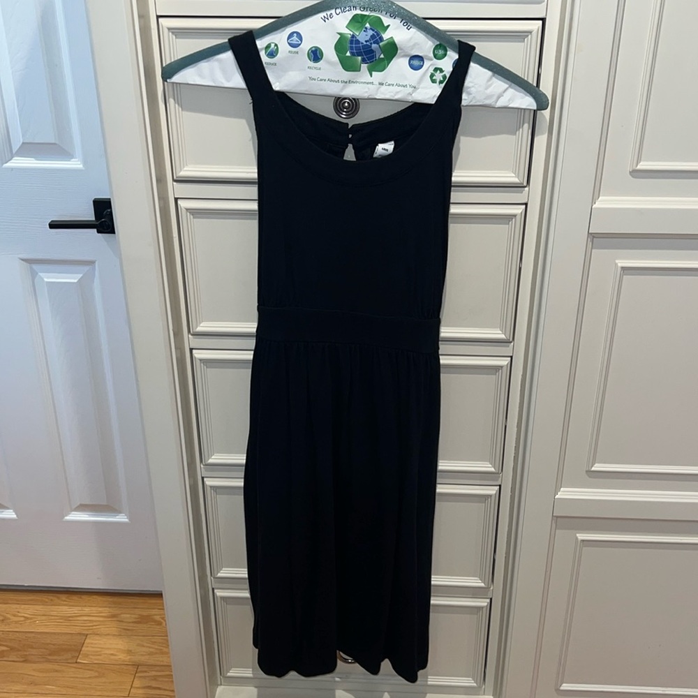 Women’s SZ L OLD NAVY black sleeveless dress with tie in back